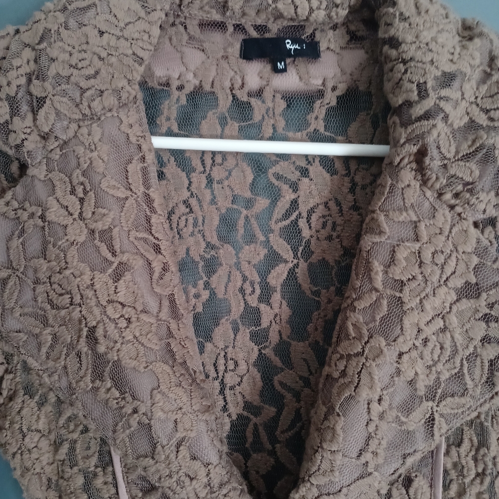 Lace jacket - Picture 4 of 4